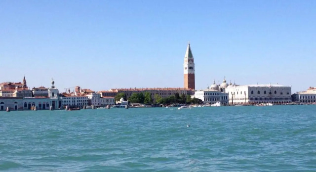 Апартаменты с 3 комнатами Venetian Mood: Secret Garden