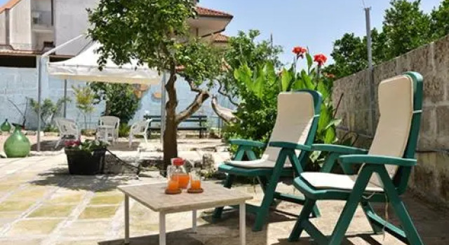 Nonno Uccio, Buchen Sie Hotel Cannole Salento