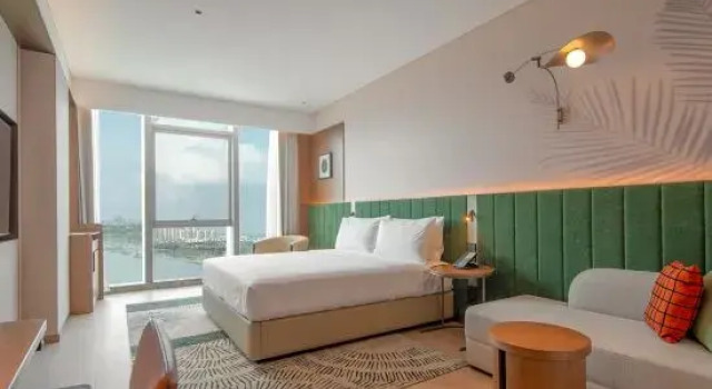 Номер Standard с видом на озеро Hilton Garden Inn Wuhu Economic Tech Zone