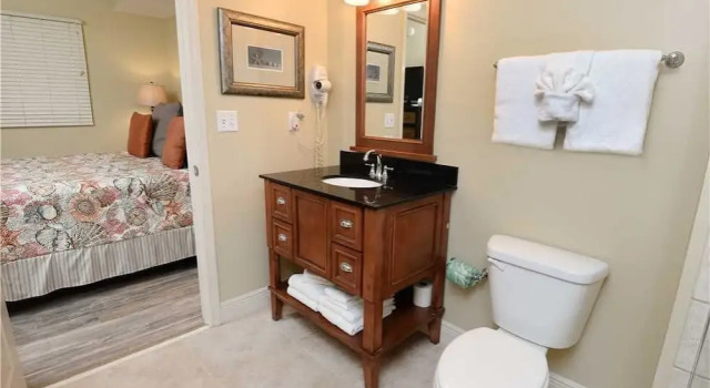 Sterling Breeze 503 - One Bedroom Condo, Rezerwuj Hotel Hotele w Panhandle Florida z basenem, Basen