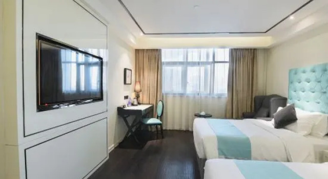 Homeinn Plus (Zhengzhou East Railway Station), Rezervovat Hotel Čeng-čou Henan