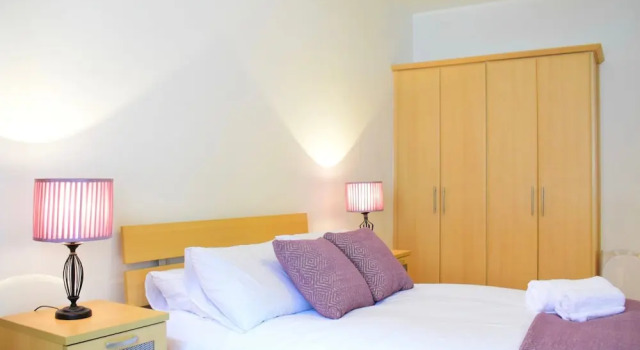 1 Bedroom Apartment Next to 3arena Sleeps 2, Забронировать Апартаменты/квартира Дублин Каунти Дублин, рядом с Стадион для собачьих бегов Шелбурн-парк