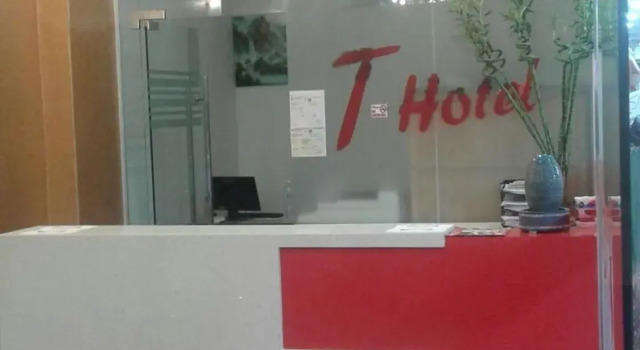 T Hotel Jalan Tar