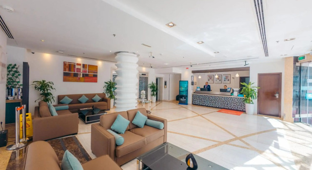 Kingsgate Hotel Abu Dhabi by Millennium, Забронировать Отель Отели Абу-Даби 3 звезды, рядом с Торговый центр Madinat Zayed, 3*