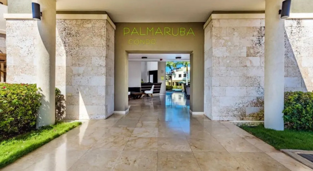 Luxury 1BR Condo Great Location Amenities, Varaa Hotelli Hotellit Palm Beach. pysäköinnillä, Pysäköinti