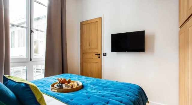 Intimate Apartment - 1br/3p - Near Le Marais, Забронировать Апартаменты/квартира Париж Иль-де-Франс, рядом с Станция метро Rambuteau