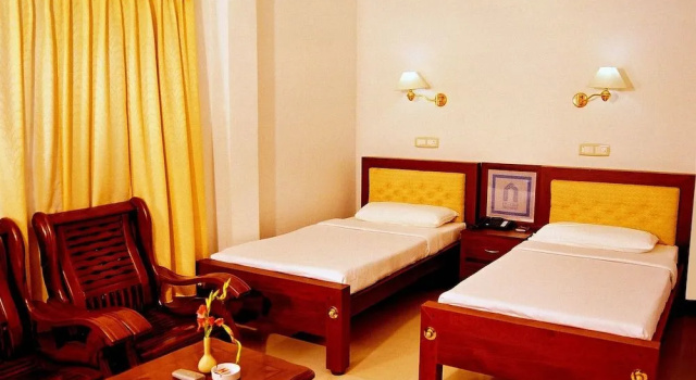 Venus Grand Inn, Varaa Hotelli Kodungallur New Delhi