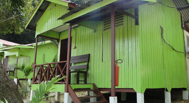 Nusa Holiday Village, Boek Resort Taman Negara 