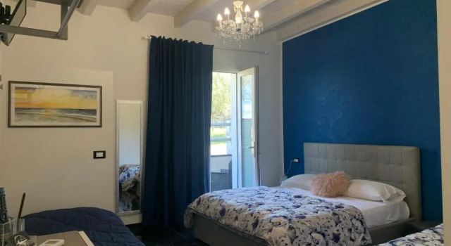 Четырёхместный номер Standard Garda Relais Luna Blu