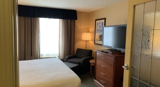 Двухместный люкс Business Merit Hotel & Suites
