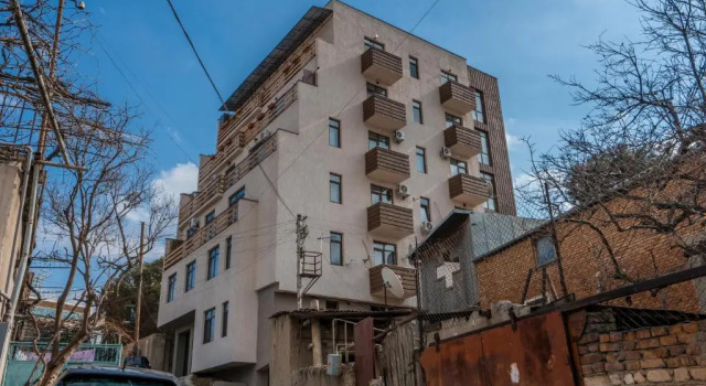 Spacious 76 qm Apartment Near City Center
