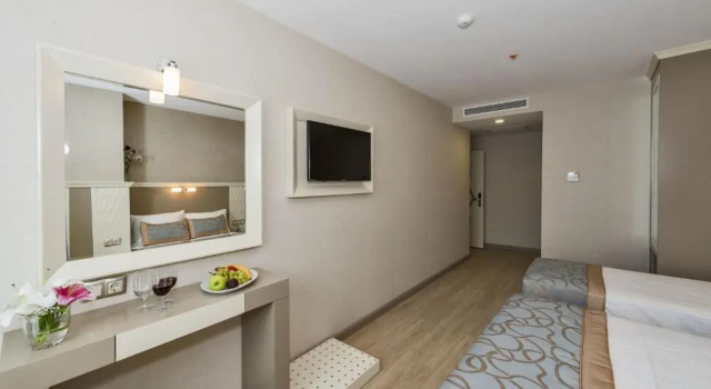Трёхместный номер Standard Marcello Hotel