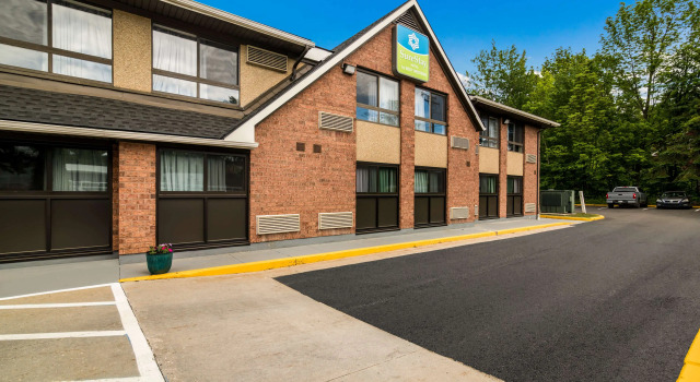 SureStay by Best Western Lewiston Auburn Area, Брондау Қонақ үй Левистон Мэн