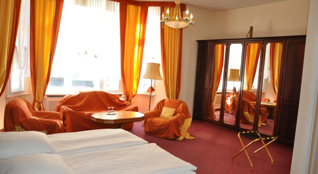 Hotel Pension Savoy