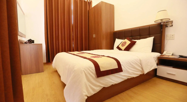 Nhat Vy Hotel, Забронировать Отель Отели Далата с парковкой, рядом с Thien Vuong Pagoda, Парковка