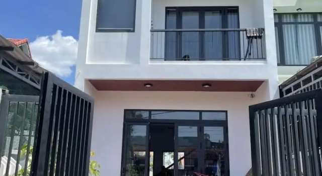 Moon house villa