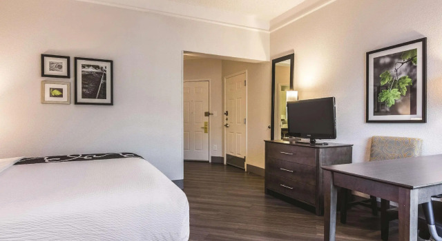 Двухместный номер Standard La Quinta Inn & Suites by Wyndham Shreveport Airport