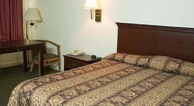 Номер Deluxe Budget Motor Lodge