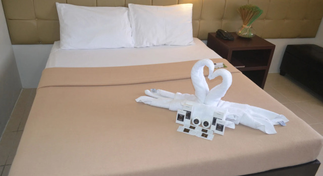 Columbus Plaza Hotel