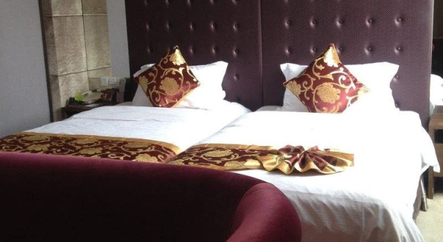 Xiangyang Shanshui Wenjing Hotel