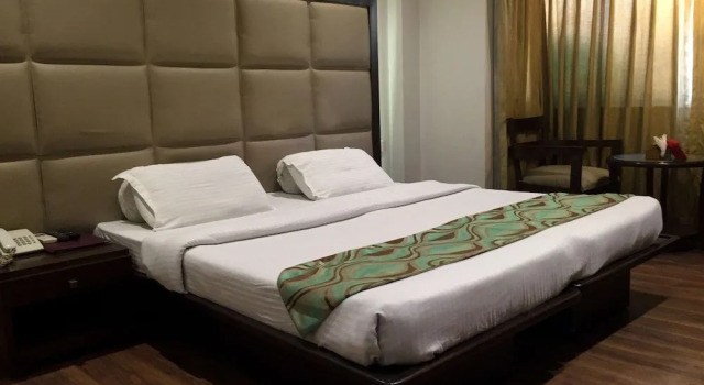 OYO Rooms 074 Cyber City, Забронировать Отель Гургаон Gurgaon Region, рядом с Sikanderpur Rapid Metro