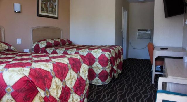 Четырёхместный номер Standard Budget Inn of Daytona Beach