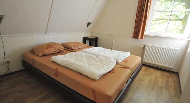 Detached Holiday Home With Steam Shower Near Vrachelse Heide, Buchen Sie Hotel Hotels in Nordbrabant mit Pool, Schwimmbad