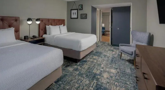 Czteroosobowy suite 1 sypialnia Sheraton Suites Tampa Airport Westshore