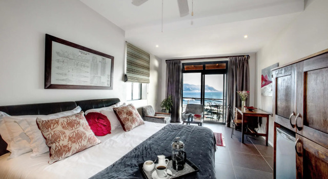 Двухместный номер Executive с балконом и с красивым видом из окна Mariner Guesthouse & Villa