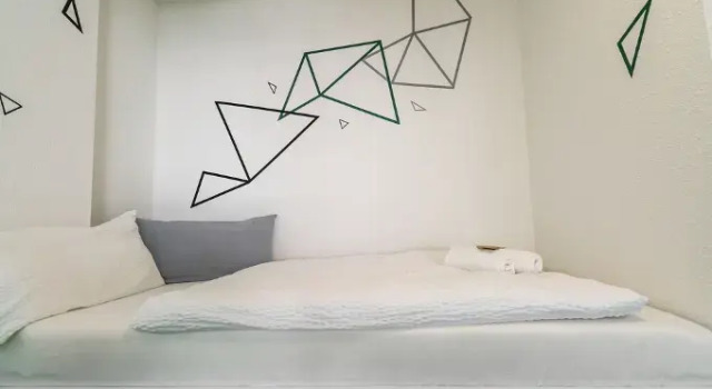 Stylisches Hostel Zimmer für 2 3B, Забронировать Хостел Хостелы Мангейма, рядом с Ратуша Мангейма, Хостел