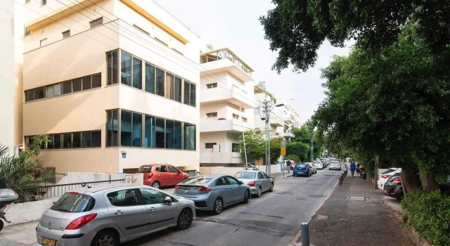 Estudio Clásico Raphael City Nest