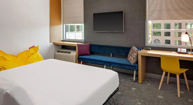 Номер Standard Aloft by Marriott Chapel Hill