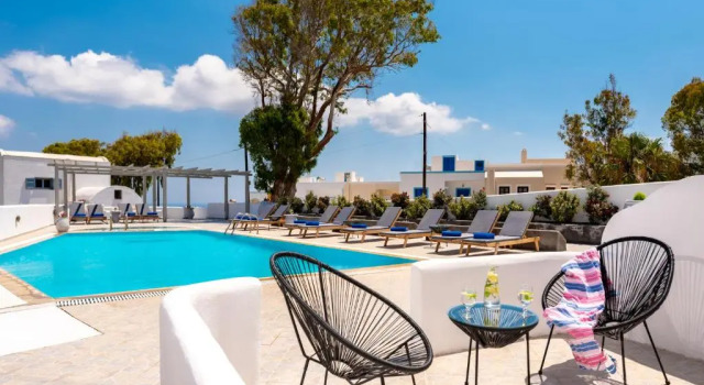 Habitación doble Estándar con vista a la piscina Kalisperis Hotel