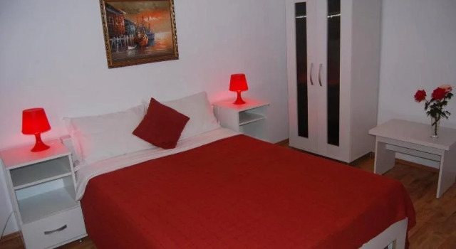 Pension Rosarium, Rezerwuj Hotel Hotele w Carpathians - Romania z parkingiem, Parking