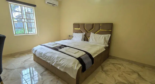 Номер Comfort Grand Hyatt No.5 Hotel