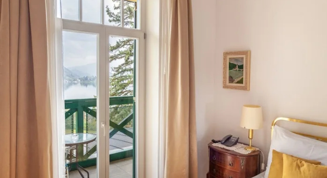 Одноместный номер Standard с балконом и с видом на озеро Hotel Triglav