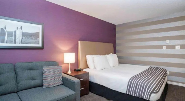 Номер Standard Sandman Hotel Penticton
