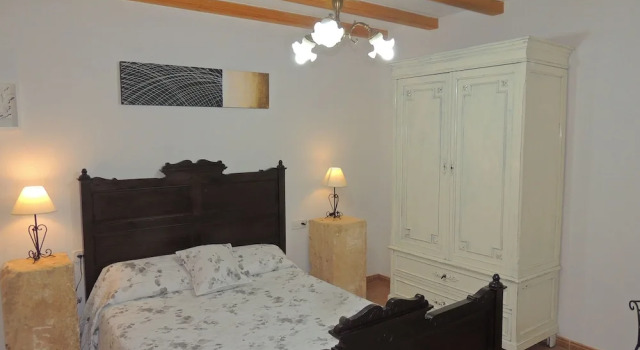 Семейная вилла с 5 комнатами Villa Can Ignasi