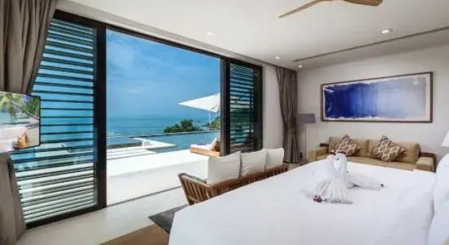 Кровать в общем номере с 6 комнатами Villa Amarapura