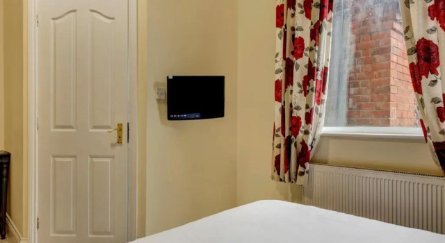 Двухместный семейный номер Standard Empire Hotel