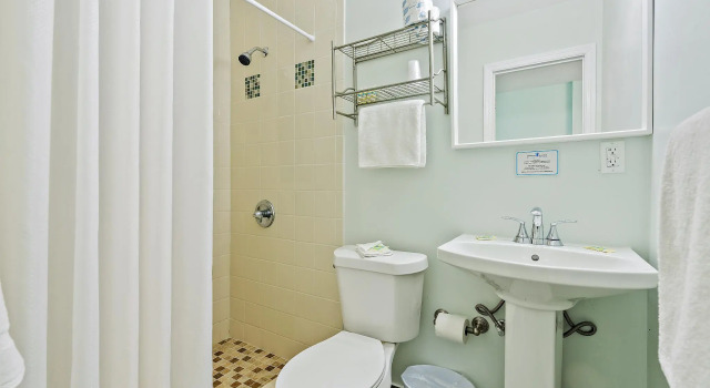 Номер Standard Hollywood Beachside Boutique Suite