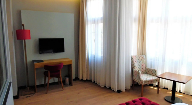 Vvr Hotel, Varaa Hotelli Hotellit Marmara-alue pysäköinnillä, Pysäköinti