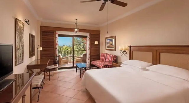 Номер Premium Sheraton Fuerteventura Golf & Spa Resort