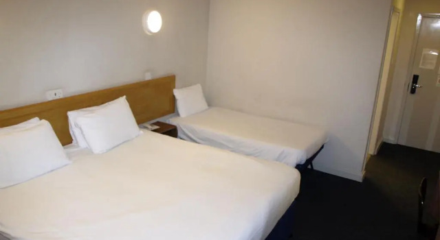 Трёхместный номер Standard 247Hotel