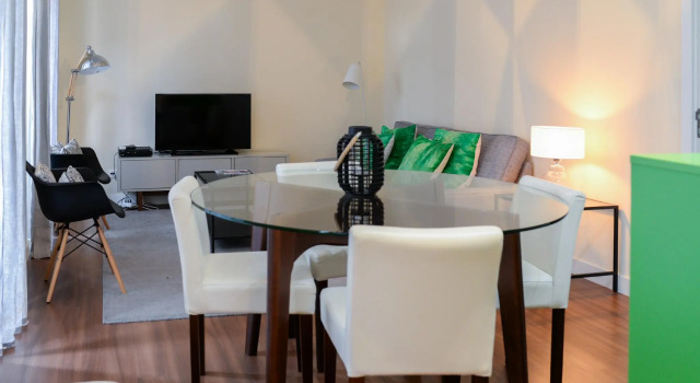 Lisbon Apartment near Marques Pombal square, Забронировать Апартаменты/квартира Отели Лиссабона с парковкой, рядом с Рештаурадориш, Парковка