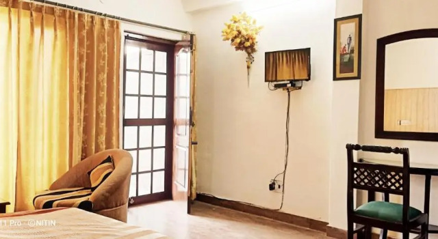 Jaishnavi Homestay - Mukteshwar, Varaa Hotelli Hotellit Uttarakhand pysäköinnillä, Pysäköinti