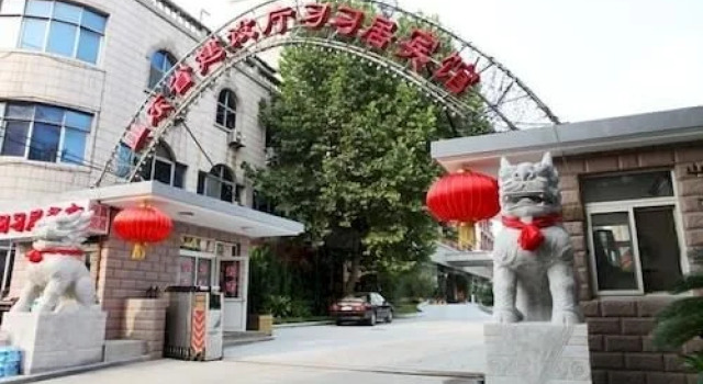 Jinan Xixiju Hotel, Prenota Hotel Hotel a Shandong con parcheggio, Parcheggio