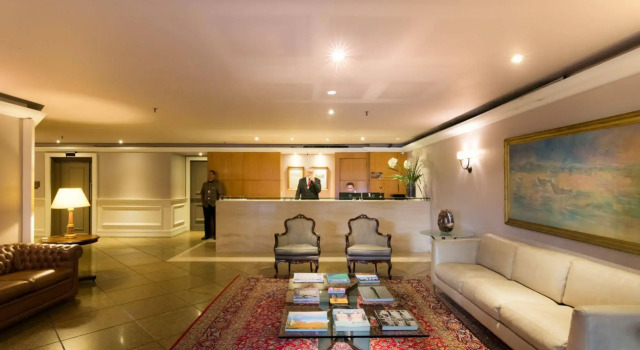 Mc Flats The Claridge