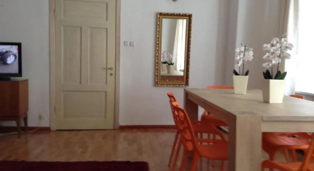 Cheap And Chic, Забронировать Отель Отели в центре Центра, в центре, Парковка