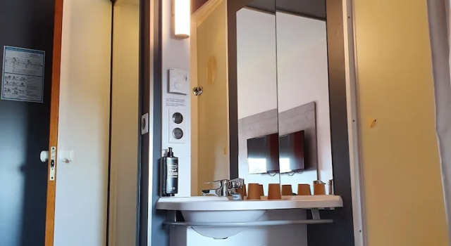 Двухместный номер Standard ibis budget Coutances